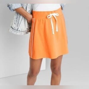 Wild Fable Women’s Tennis Skirt Line Retro Orange White Stripe Side Sz M